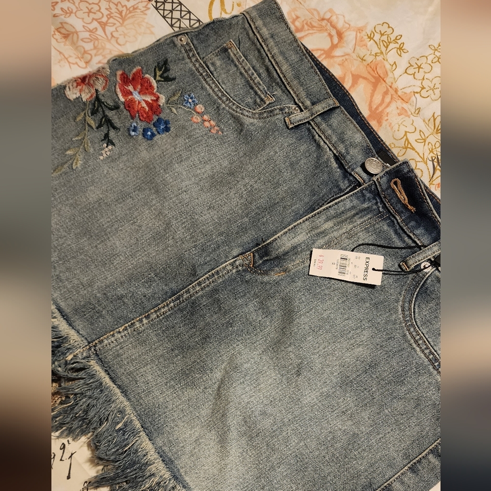 Express raw hem mini jean skirt